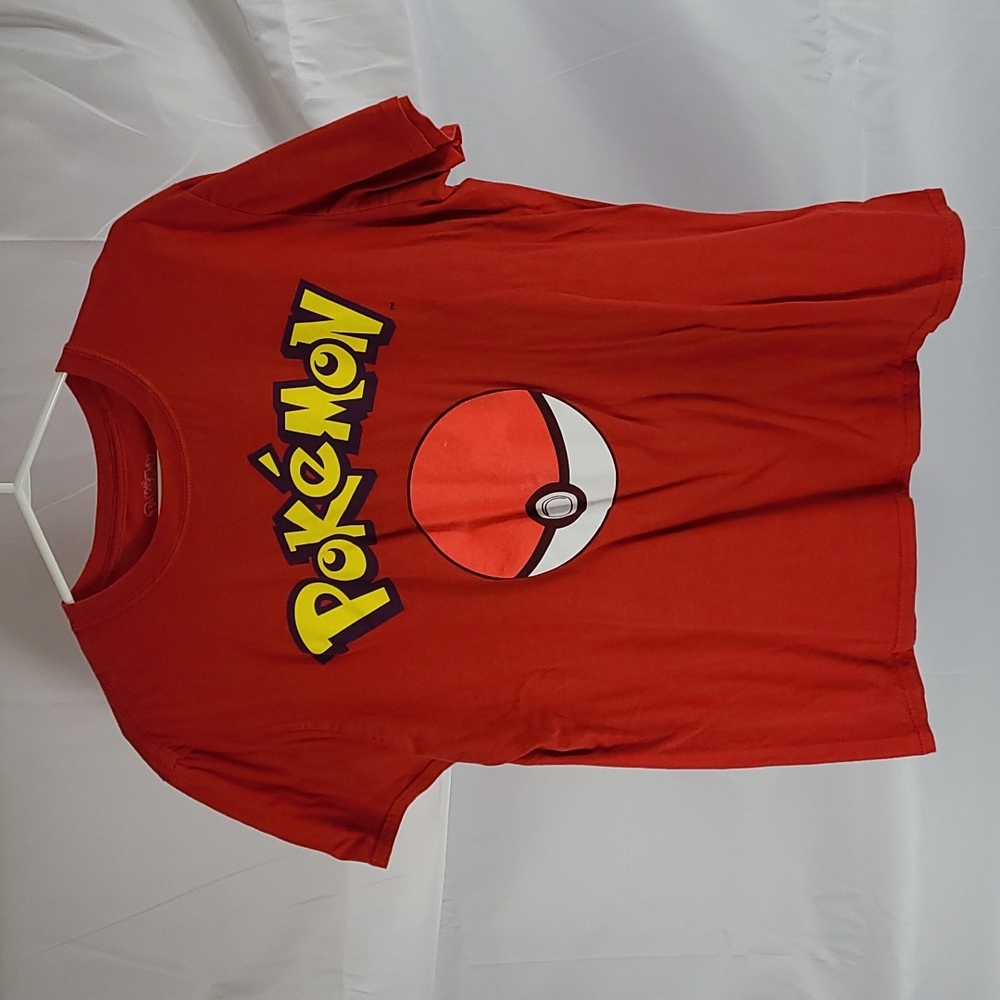 Pokémon T Shirt size Large